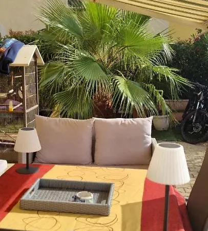 Bed & Breakfast La Palmeraie Village Naturiste *