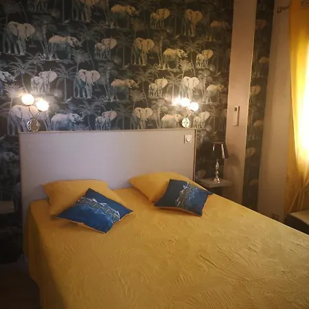 Bed and breakfast La Palmeraie Village Naturiste *