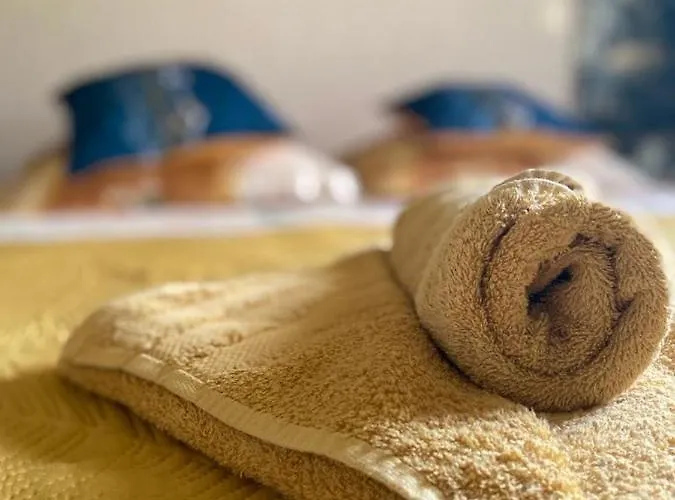 לינה וארוחת בוקר La Palmeraie Village Naturiste אגדה