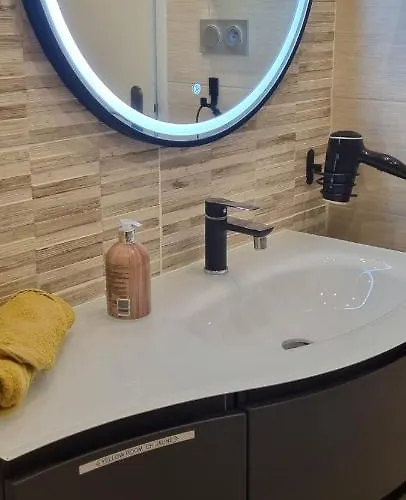 La Palmeraie Village Naturiste לינה וארוחת בוקר