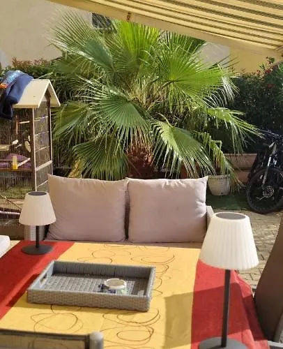 Nocleg ze śniadaniem La Palmeraie Village Naturiste *